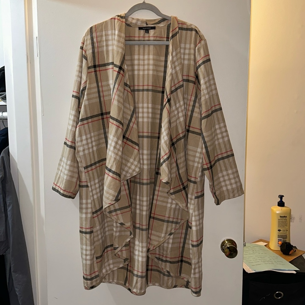 Plus size shrug